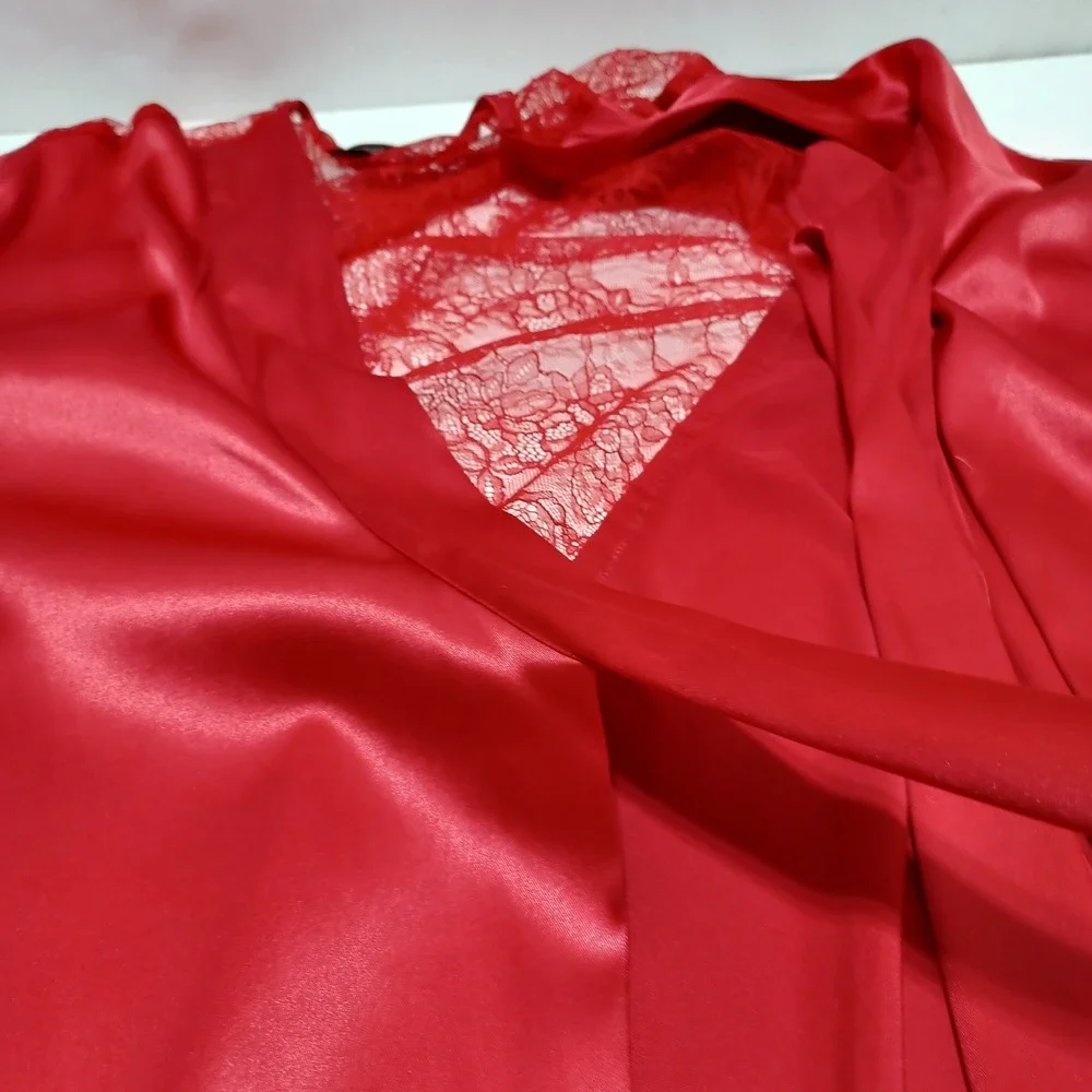 Victorias Secret Womens Kimono Wrap Robe M/L Red Satin Lace Back Coquette Glam